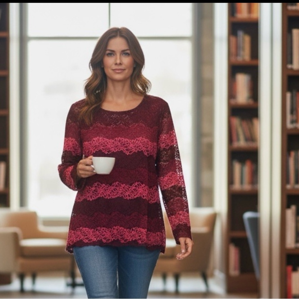 Banana Republic Women's Lace Knit Top - Burgundy and Pink size M
